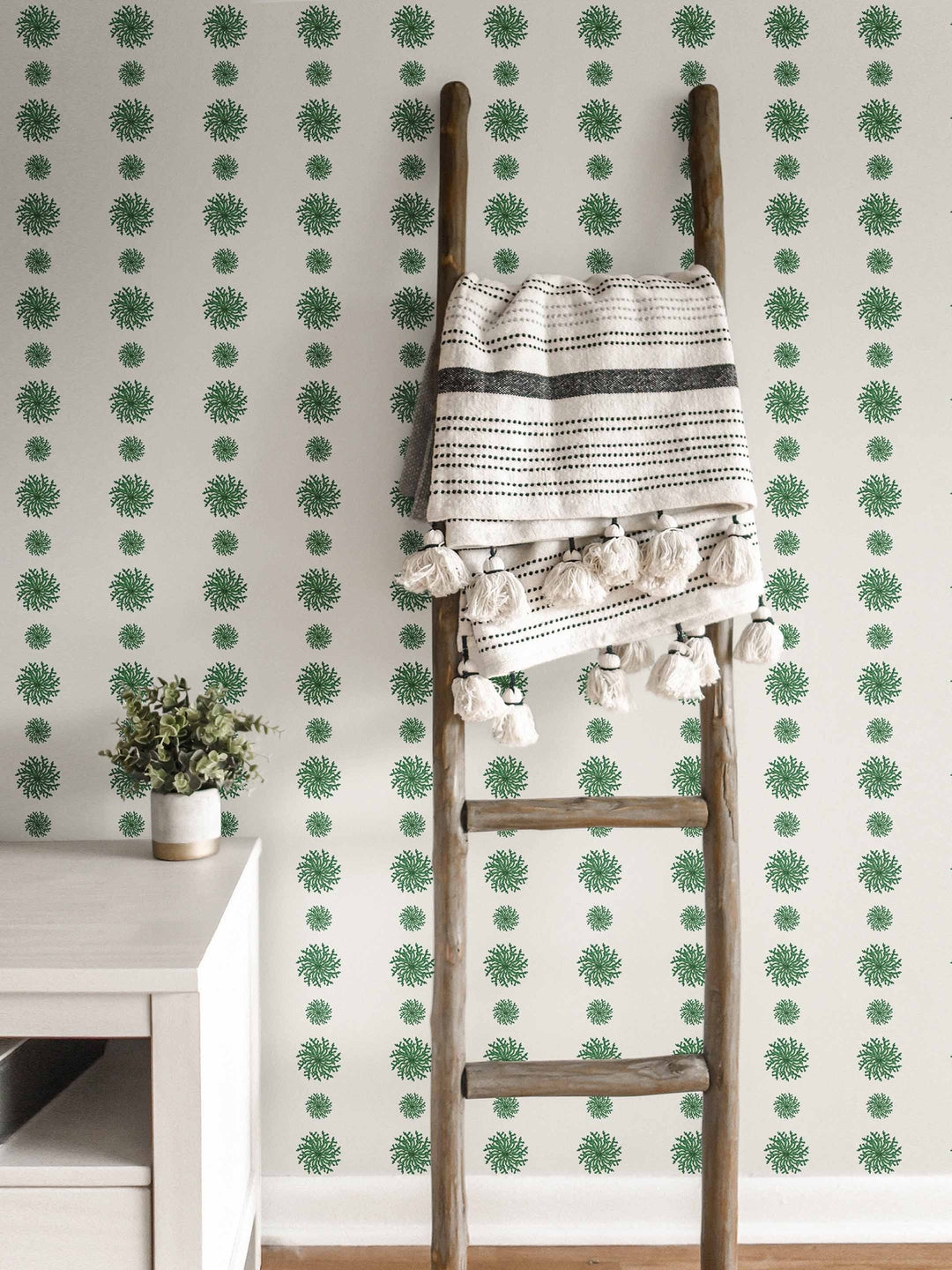 Coral String Wallpaper Green