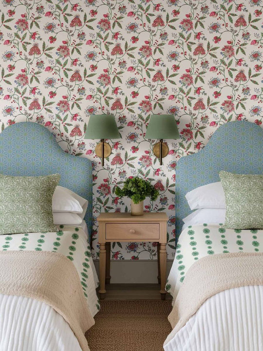 Amalita Floral Wallpaper - White